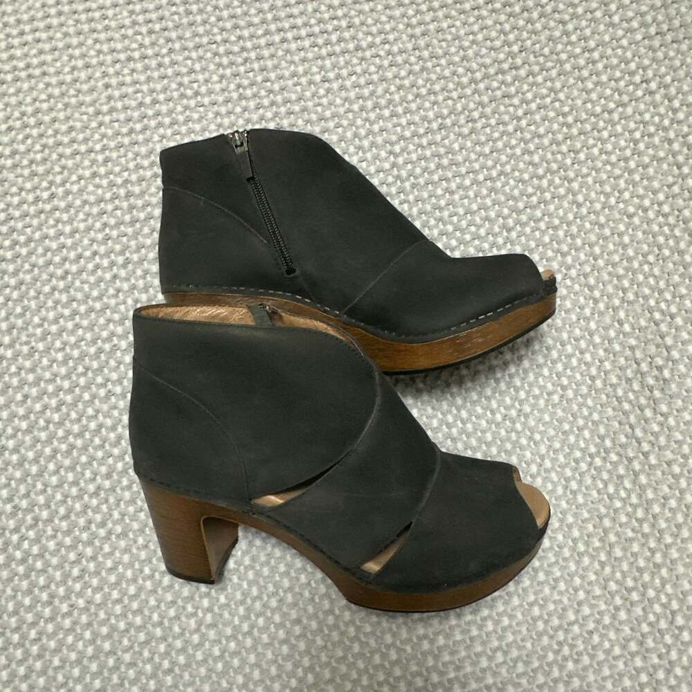 Dansko Delphina Black Nubuck Leather Peep Toe Platform Ankle Booties